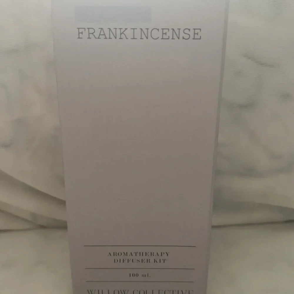 Frankincense Reed Diffuser Kit - Picture 2 of 2